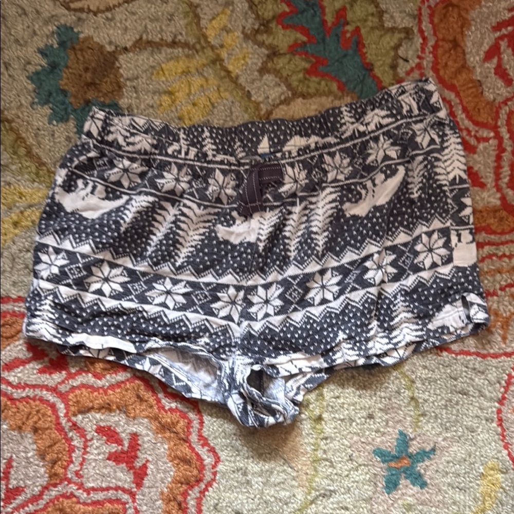 Old Navy Black and White Patterned Shorts